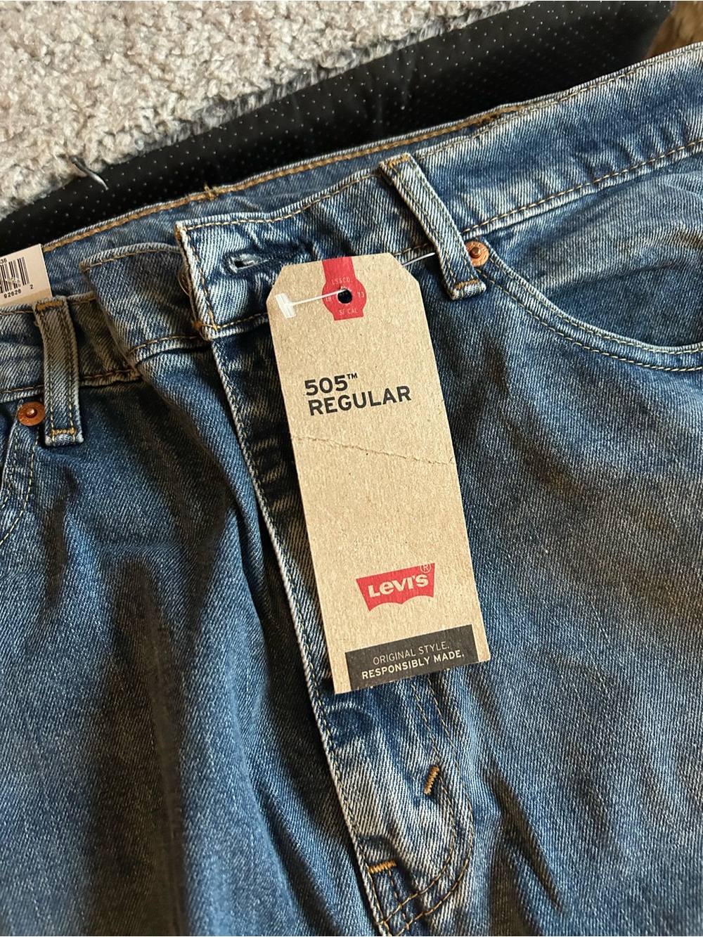 Levi's 505 Regular Jeans - Picture 2 of 6
